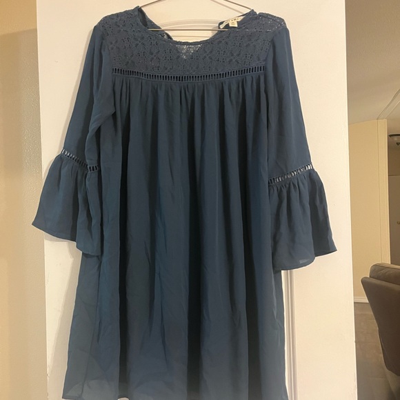 miami Dresses & Skirts - Miami Blue Lace Detail Womens Dress Flowy dark Blue Loose Fit Casual Medium